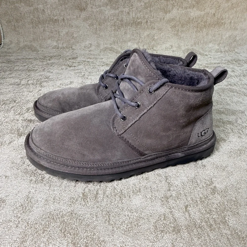 UGG Men's Gray Suede Chukka Ankle Boots Lace-Up Lined Round Toe US 10